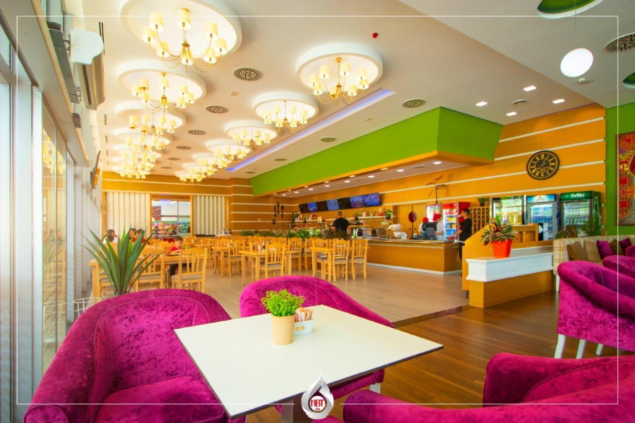 Kukes Nbt Hotel Reps מראה חיצוני תמונה