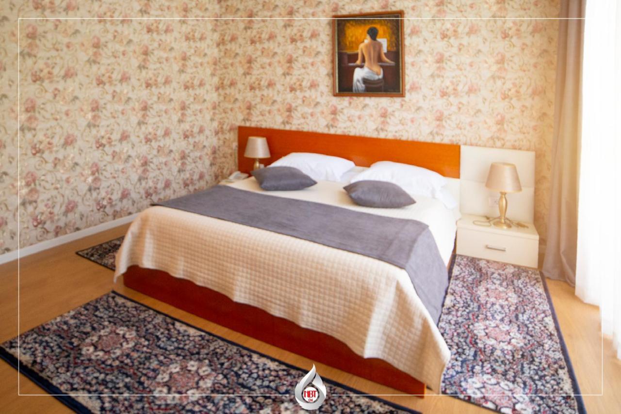 Kukes Nbt Hotel Reps מראה חיצוני תמונה
